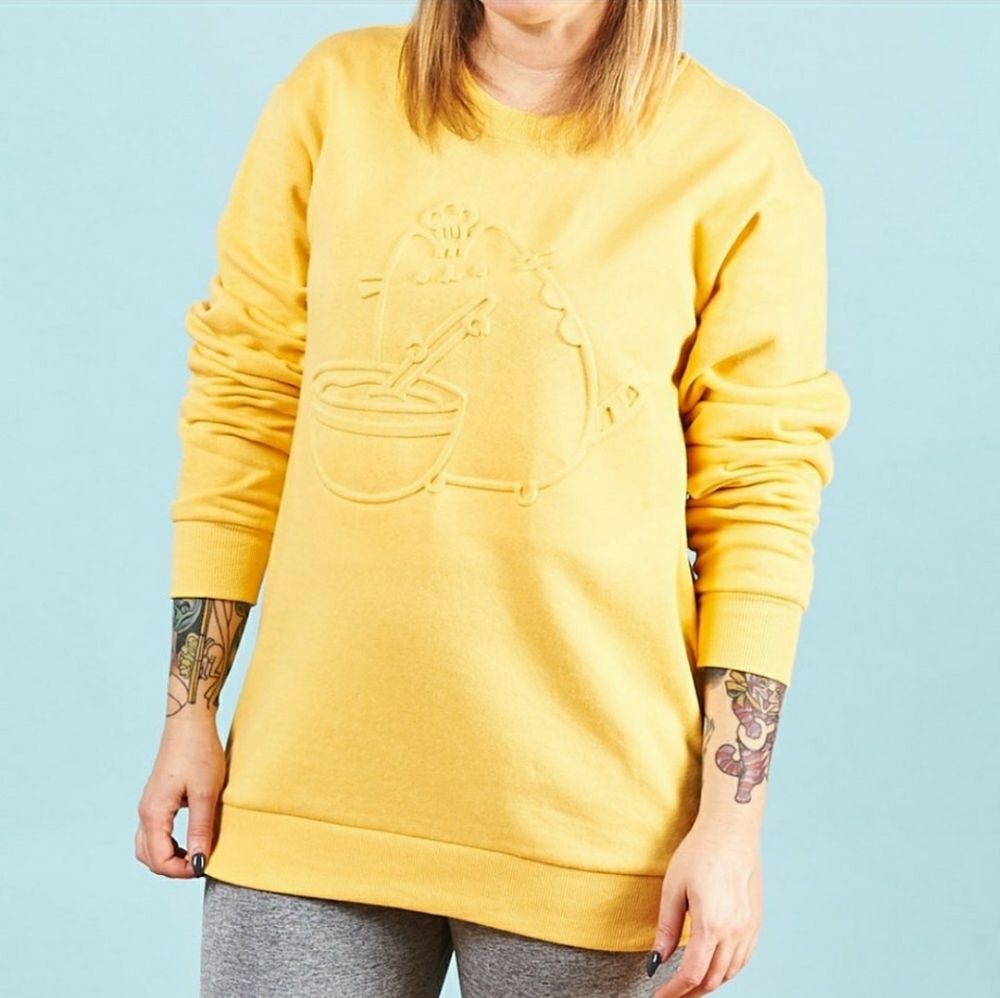 Pusheen chef sweatshirt